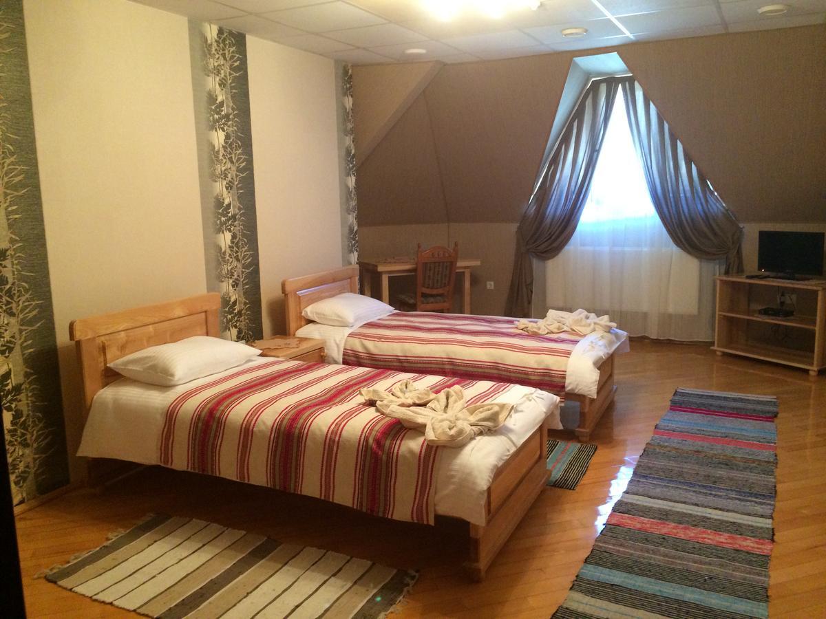 Hotel Svitlytsia Tyachiv Экстерьер фото