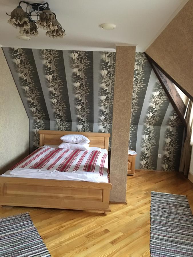 Hotel Svitlytsia Tyachiv Экстерьер фото