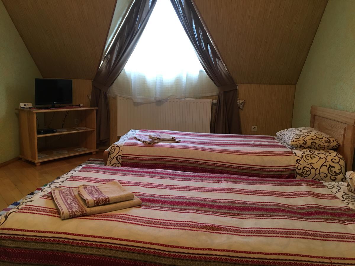 Hotel Svitlytsia Tyachiv Экстерьер фото