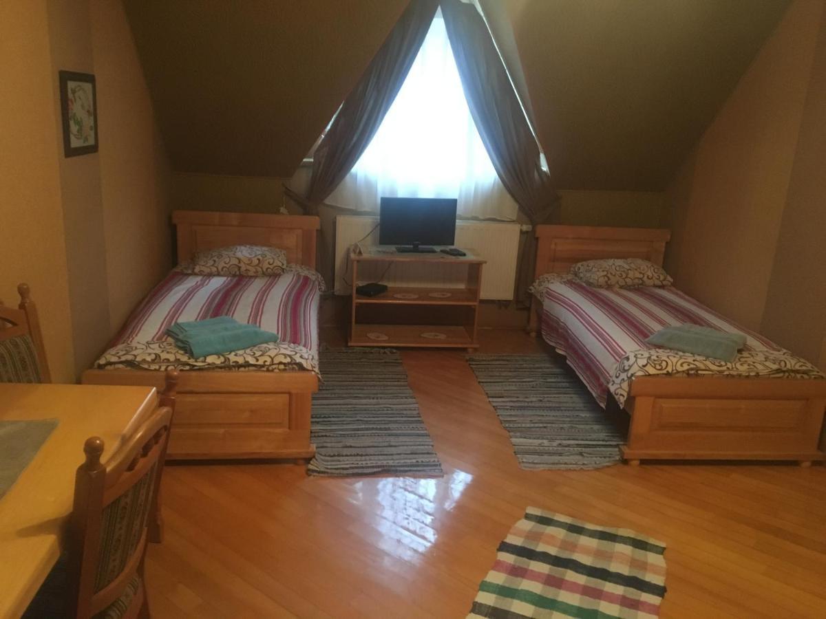 Hotel Svitlytsia Tyachiv Экстерьер фото